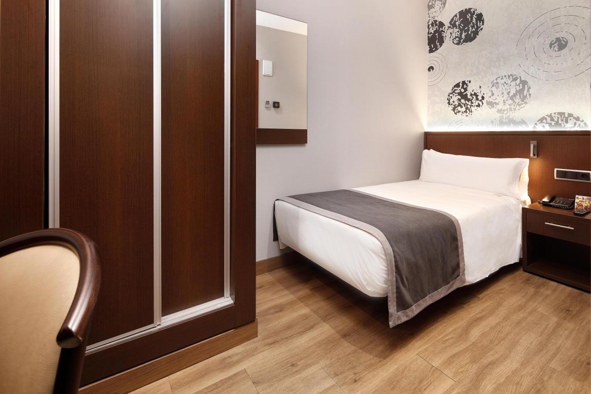 Hcc Taber Hotel Barcelona Exterior photo